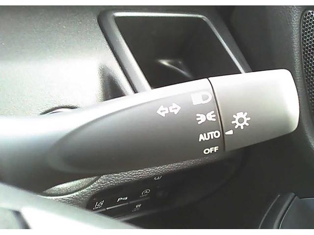 ソリオ ハイブリッドＭＧ　ＳＵＺＵＫＩセーフティサポート　クルーズコントロール　片側電動スライドドア　車線逸脱警報　標識認識機能　誤発進抑制機能　　スマートキー　電動格納ミラー　アイドリングストップ（35枚目）