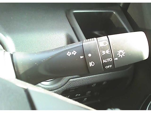 ソリオバンディット ハイブリッドＭＶ　ＳＵＺＵＫＩセーフティサポート　両側電動スライドドア　車線逸脱警報　クルーズコントロール　電動パーキングブレーキ　ＵＶカットガラス　本革巻／オーディオスイッチ　ロールサンシェード　　スマートキー（10枚目）