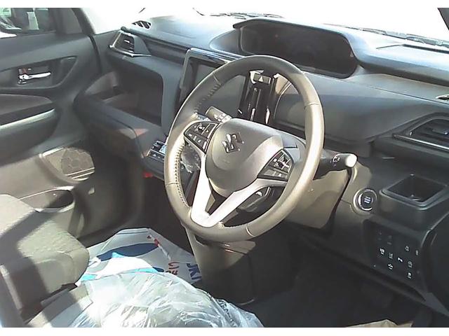 ソリオバンディット ハイブリッドＭＶ　ＳＵＺＵＫＩセーフティサポート　両側電動スライドドア　車線逸脱警報　クルーズコントロール　電動パーキングブレーキ　ＵＶカットガラス　本革巻／オーディオスイッチ　ロールサンシェード　　スマートキー（14枚目）