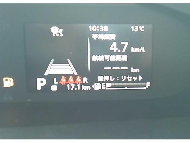 ソリオバンディット ハイブリッドＭＶ　ＳＵＺＵＫＩセーフティサポート　両側電動スライドドア　車線逸脱警報　クルーズコントロール　電動パーキングブレーキ　ＵＶカットガラス　本革巻／オーディオスイッチ　ロールサンシェード　　スマートキー（18枚目）