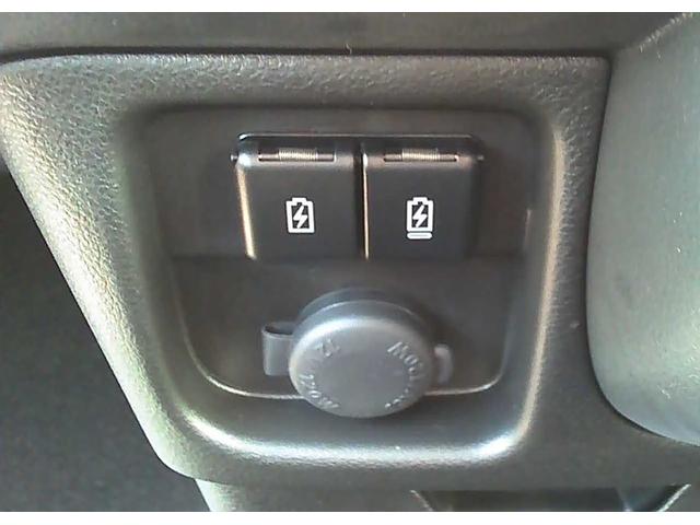 ソリオバンディット ハイブリッドＭＶ　ＳＵＺＵＫＩセーフティサポート　両側電動スライドドア　車線逸脱警報　クルーズコントロール　電動パーキングブレーキ　ＵＶカットガラス　本革巻／オーディオスイッチ　ロールサンシェード　　スマートキー（27枚目）