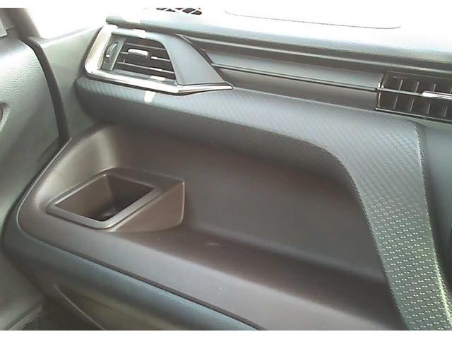 ソリオバンディット ハイブリッドＭＶ　ＳＵＺＵＫＩセーフティサポート　両側電動スライドドア　車線逸脱警報　クルーズコントロール　電動パーキングブレーキ　ＵＶカットガラス　本革巻／オーディオスイッチ　ロールサンシェード　　スマートキー（30枚目）