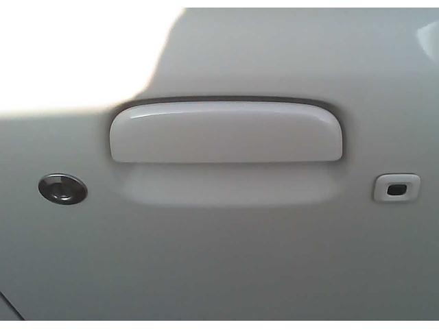 アルト ハイブリッドＸ　ＳＵＺＵＫＩセーフティサポート　スマートキー　運転席＋助手席シートヒーター　ＵＶカットガラス　ＵＳＢソケット　ＳＲＳエアバック　アイドリングストップ　ＬＥＤヘッドライト　フルオートエアコン（6枚目）