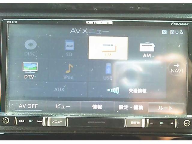 フィットハイブリッド シャトルハイブリッド　スマートキー　社外ナビ　ワンセグＴＶ　ＥＴＣ　バックカメラ　横滑り防止装置　衝突被害軽減ブレーキ　盗難防止装置　アイドリングストップ　電動格納ミラー　オートライト　オートエアコン（12枚目）