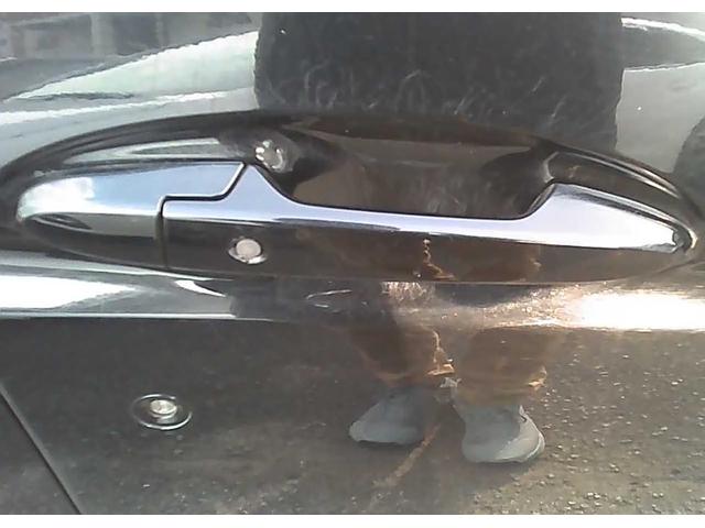 フィットハイブリッド シャトルハイブリッド　スマートキー　社外ナビ　ワンセグＴＶ　ＥＴＣ　バックカメラ　横滑り防止装置　衝突被害軽減ブレーキ　盗難防止装置　アイドリングストップ　電動格納ミラー　オートライト　オートエアコン（20枚目）