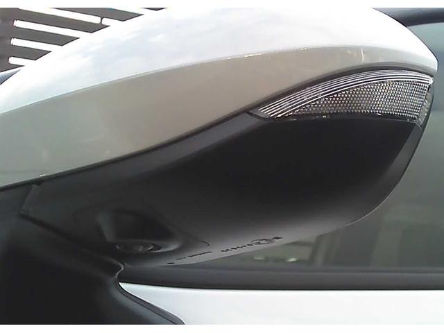 ヤリスクロス ハイブリッドZ 純正ディスプレイナビ オートクルーズコントロール ブラインドスポットモニター リアトラフィックモニター シートヒーター レーンキープアシスト 障害物センサー オートマチックハイビーム(19枚目)