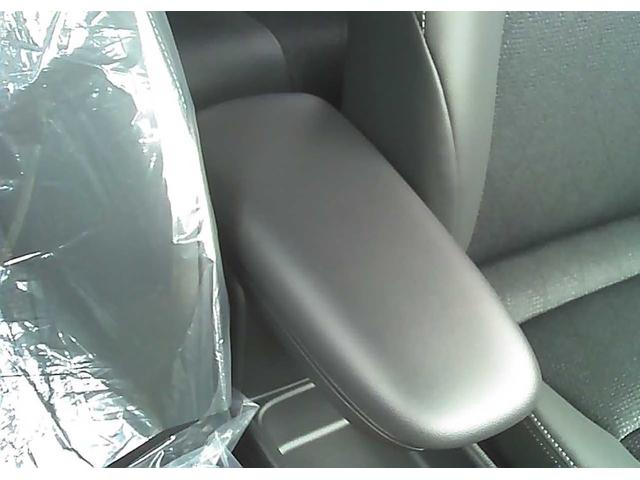 ヤリスクロス ハイブリッドZ 純正ディスプレイナビ オートクルーズコントロール ブラインドスポットモニター リアトラフィックモニター シートヒーター レーンキープアシスト 障害物センサー オートマチックハイビーム(39枚目)