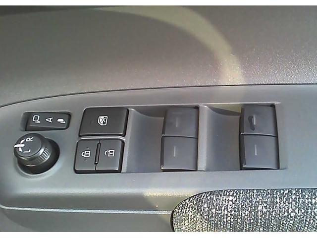 シエンタ ハイブリッドZ 純正ディスプレイナビ アダクティブルクルーズコントロール シートヒーター 後席モニター ETC2.0 ブラインドスポットモニター 両側電動スライドドア 障害物センサー レーンキープアシスト(33枚目)