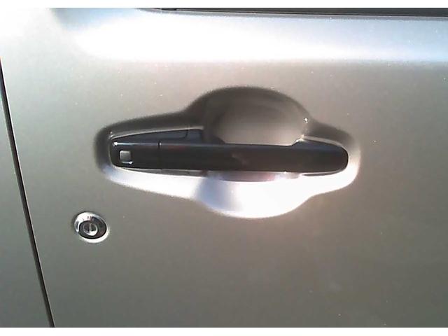 ハスラー タフワイルド　ＳＵＺＵＫＩセーフティサポート　スマートキー　アダクティブルクルーズコントロール　オートマチックハイビーム　盗難防止装置　シートヒーター　フロントフォグランプ　アルミホイール　ルーフレール（10枚目）