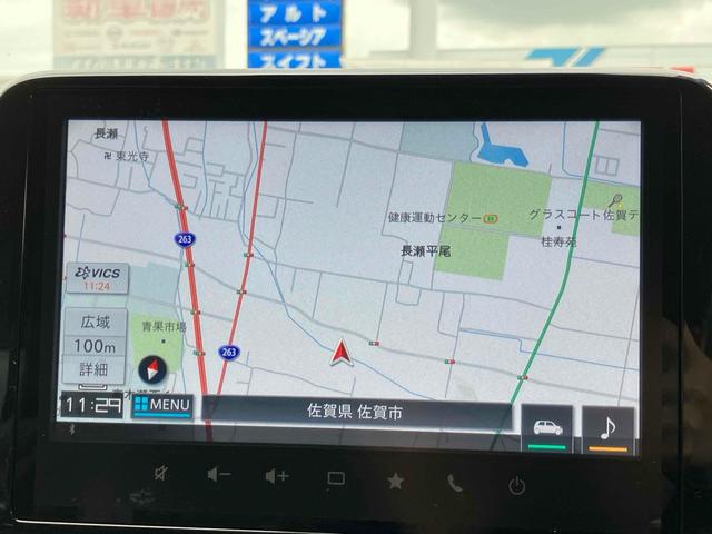 フロンクス ベースグレード　届出済未使用車　元展示車　全方位モニター付メモリー９インチメモリーナビ　ＴＶ　クリアランスソナー　オートクルーズコントロール　レーンアシスト　衝突被害軽減システム　ＬＥＤヘッドランプ　アルミホイール（4枚目）