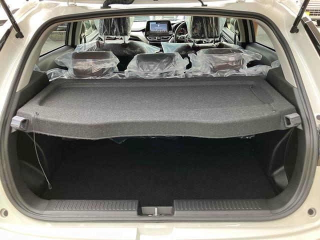 フロンクス ベースグレード　届出済未使用車　元展示車　全方位モニター付メモリー９インチメモリーナビ　ＴＶ　クリアランスソナー　オートクルーズコントロール　レーンアシスト　衝突被害軽減システム　ＬＥＤヘッドランプ　アルミホイール（19枚目）