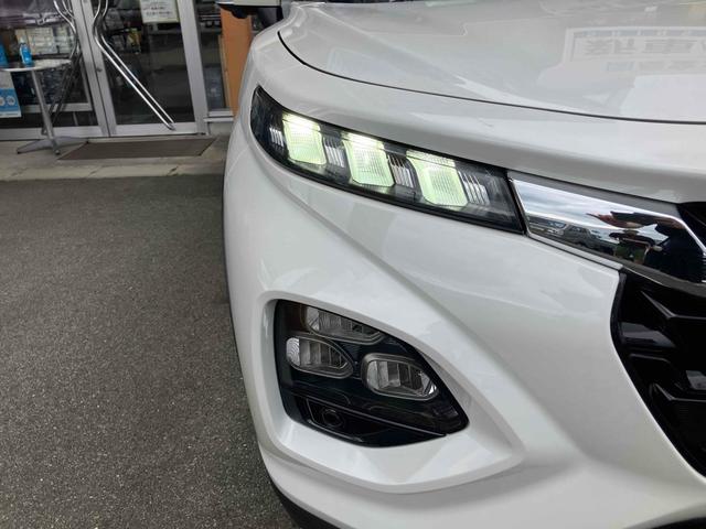 フロンクス ベースグレード　届出済未使用車　元展示車　全方位モニター付メモリー９インチメモリーナビ　ＴＶ　クリアランスソナー　オートクルーズコントロール　レーンアシスト　衝突被害軽減システム　ＬＥＤヘッドランプ　アルミホイール（31枚目）
