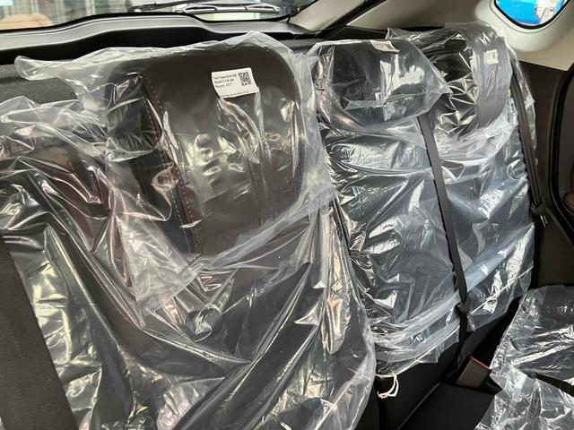 フロンクス ベースグレード　届出済未使用車　元展示車　全方位モニター付メモリー９インチメモリーナビ　ＴＶ　クリアランスソナー　オートクルーズコントロール　レーンアシスト　衝突被害軽減システム　ＬＥＤヘッドランプ　アルミホイール（55枚目）