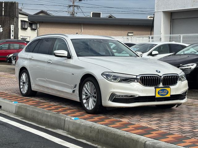 5シリーズ 523d ラグジュアリー ディーゼルターボ・純正ナビ・フルセグ・バックカメラ・アラウンドビュー・純正アルミ・ETC・レザーシート・電動シート・LED・ETC・ドラレコ・スマートキー・プッシュスタート・電動バックドア(3枚目)