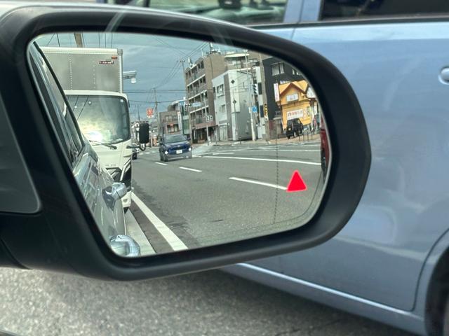 MERCEDES BENZ B-CLASS B180