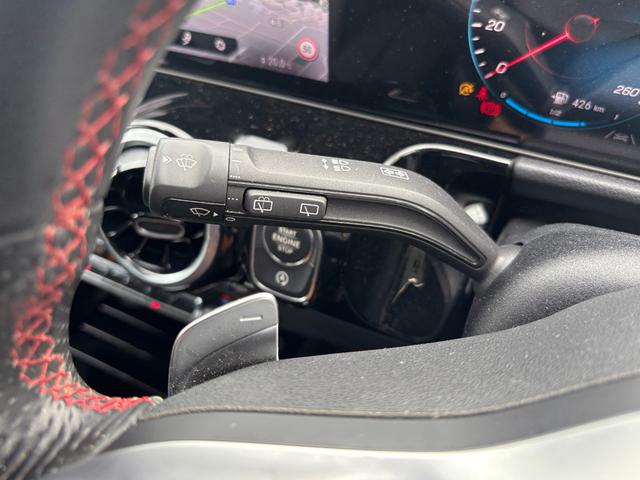 MERCEDES BENZ B-CLASS B180