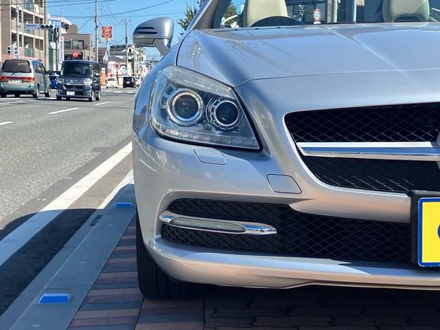 SLK SLK200ブルーエフィシェンシー 純正ナビ・テレビ・電動オープン・パドルシフト・パワーシートメモリー付・純正アルミ・シートヒーター・コンビハンドル・キーレス・電動格納ミラー・ETC(4枚目)