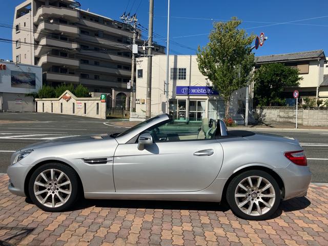 SLK SLK200ブルーエフィシェンシー 純正ナビ・テレビ・電動オープン・パドルシフト・パワーシートメモリー付・純正アルミ・シートヒーター・コンビハンドル・キーレス・電動格納ミラー・ETC(10枚目)