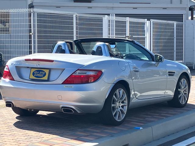 SLK SLK200ブルーエフィシェンシー 純正ナビ・テレビ・電動オープン・パドルシフト・パワーシートメモリー付・純正アルミ・シートヒーター・コンビハンドル・キーレス・電動格納ミラー・ETC(12枚目)