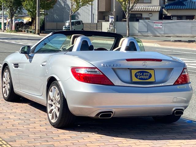 SLK SLK200ブルーエフィシェンシー 純正ナビ・テレビ・電動オープン・パドルシフト・パワーシートメモリー付・純正アルミ・シートヒーター・コンビハンドル・キーレス・電動格納ミラー・ETC(13枚目)