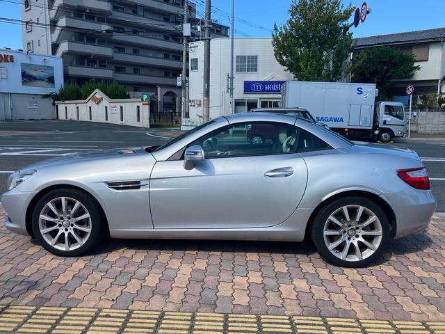 SLK SLK200ブルーエフィシェンシー 純正ナビ・テレビ・電動オープン・パドルシフト・パワーシートメモリー付・純正アルミ・シートヒーター・コンビハンドル・キーレス・電動格納ミラー・ETC(20枚目)