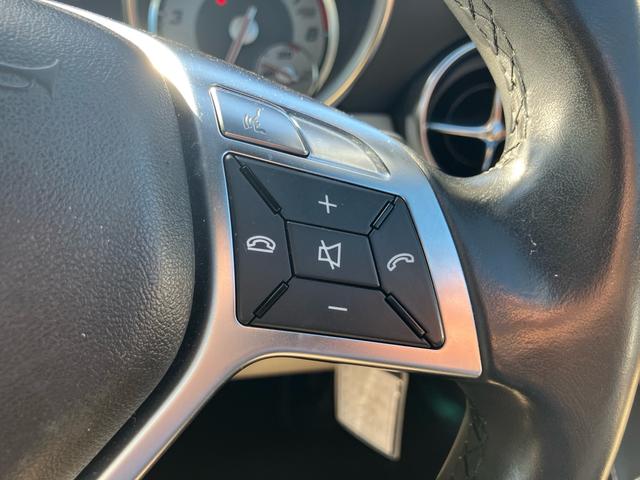SLK SLK200ブルーエフィシェンシー 純正ナビ・テレビ・電動オープン・パドルシフト・パワーシートメモリー付・純正アルミ・シートヒーター・コンビハンドル・キーレス・電動格納ミラー・ETC(42枚目)