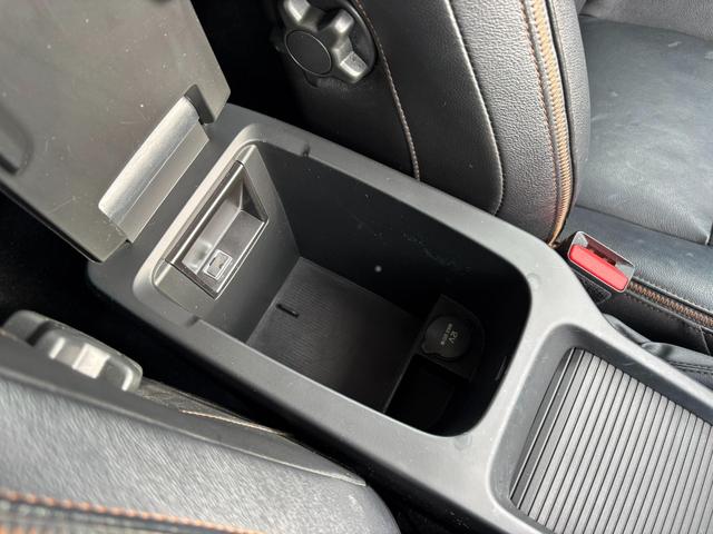 Ｖ４０ Ｄ４　モメンタム　ディーゼルターボ・ブレーキサポート・純正ナビ・フルセグ・バックカメラ・ＥＴＣ・ＬＥＤ・純正アルミ・ルーフレール・シートヒーター・革シート・電動シートメモリー付・パドルシフト・スマートキー（49枚目）