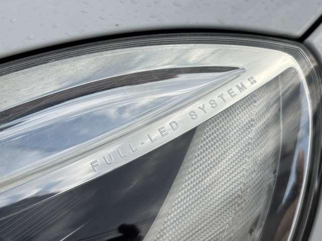 Ｖ４０ Ｄ４　モメンタム　ディーゼルターボ・ブレーキサポート・純正ナビ・フルセグ・バックカメラ・パドルシフト・ＥＴＣ・ＬＥＤ・純正アルミ・スマートキー・プッシュスタート・クルコン（8枚目）