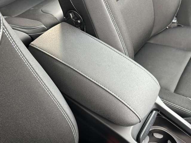 Ｖ４０ Ｄ４　モメンタム　ディーゼルターボ・ブレーキサポート・純正ナビ・フルセグ・バックカメラ・パドルシフト・ＥＴＣ・ＬＥＤ・純正アルミ・スマートキー・プッシュスタート・クルコン（41枚目）