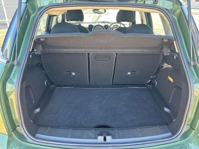 ＭＩＮＩ クーパーＤ　クロスオーバー　ＨＤＤナビ・バックカメラ・キーレス・プッシュスタート・ＨＩＤ・純正アルミ・ルーフレール（17枚目）