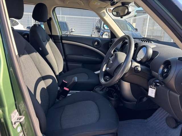 ＭＩＮＩ クーパーＤ　クロスオーバー　ＨＤＤナビ・バックカメラ・キーレス・プッシュスタート・ＨＩＤ・純正アルミ・ルーフレール（40枚目）