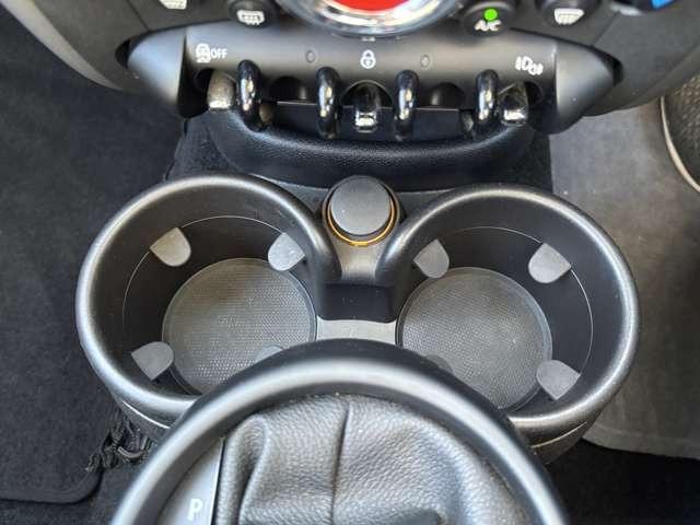 ＭＩＮＩ クーパーＤ　クロスオーバー　ＨＤＤナビ・バックカメラ・キーレス・プッシュスタート・ＨＩＤ・純正アルミ・ルーフレール（42枚目）