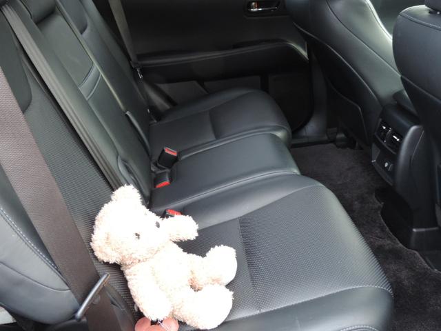 ＲＸ ＲＸ４５０ｈ　バージョンＬ　純正ナビ　フルセグ　社外アルミ　サンルーフ　スマートキー　プッシュスタート　ＥＴＣ　革シート　シートヒーター　パワーシート　バックカメラ　Ｂｌｕｅｔｏｏｔｈ　クリアランスソナー（23枚目）