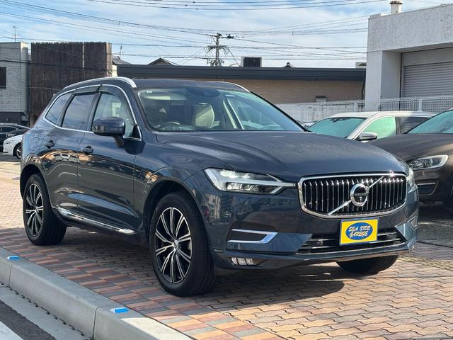 ＸＣ６０ Ｄ４　ＡＷＤ　インスクリプション　ディーゼルターボ　４ＷＤ　ブレーキサポート　センターディスプレイ　純正ナビ　フルセグテレビ　スマートキー　３６０°アラウンドビュー　純正アルミ　革／電動シート（3枚目）