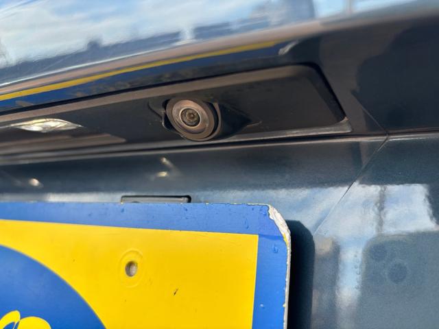 ＸＣ６０ Ｄ４　ＡＷＤ　インスクリプション　ディーゼルターボ　４ＷＤ　ブレーキサポート　センターディスプレイ　純正ナビ　フルセグテレビ　スマートキー　３６０°アラウンドビュー　純正アルミ　革／電動シート（14枚目）