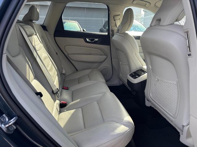 ＸＣ６０ Ｄ４　ＡＷＤ　インスクリプション　ディーゼルターボ　４ＷＤ　ブレーキサポート　センターディスプレイ　純正ナビ　フルセグテレビ　スマートキー　３６０°アラウンドビュー　純正アルミ　革／電動シート（49枚目）