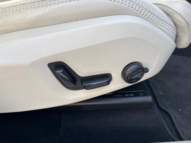 ＸＣ６０ Ｄ４　ＡＷＤ　インスクリプション　ディーゼルターボ　４ＷＤ　ブレーキサポート　センターディスプレイ　純正ナビ　フルセグテレビ　スマートキー　３６０°アラウンドビュー　純正アルミ　革／電動シート（52枚目）