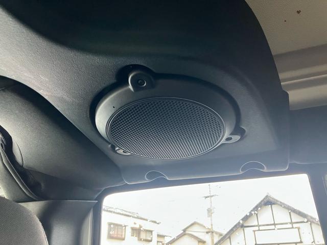 ジープ・ラングラーアンリミテッド スポーツ　リフトアップ　バンパーガード　新品スタットレスタイヤ付　新品チェーン　純正アルミ　電動ウインチ　ＲＯＵＧＨ　ＣＯＵＮＴＲＹサスペンション　オーバーフェンダー　ＬＥＤライト　ＥＴＣ（35枚目）