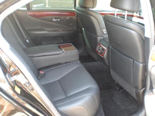 ＬＳ ＬＳ４６０　バージョンＣ　Ｉパッケージ　ナビＴＶＢカメラ革シートＥＴＣスマートキー記録簿（11枚目）