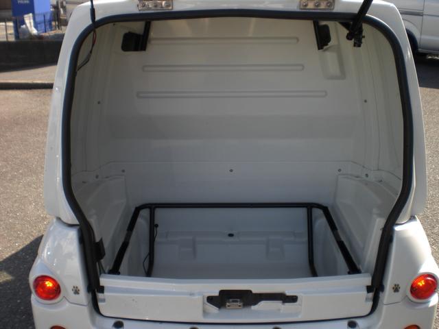 トヨタ コムス（12枚目）