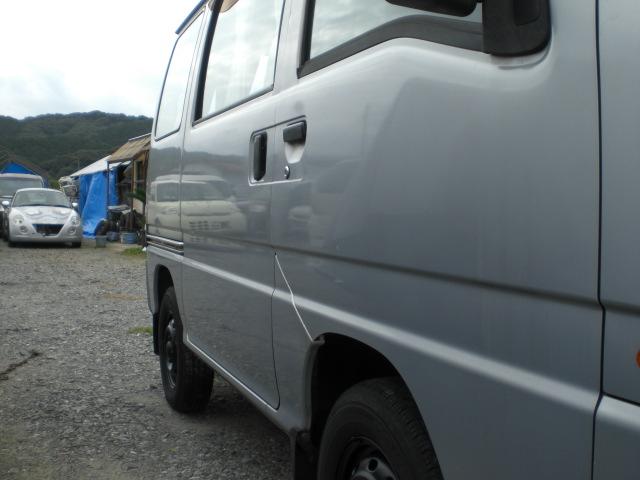 サンバーバン 　５速　タイミングベルト交換済み　禁煙車（5枚目）