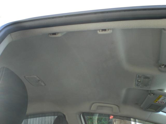 アクア G G’s 純正SDナビ GS専用エアロ 衝突安全ボディー ハーフレザーシート プッシュスタート 車内足元ブルーライト 社外センター出しWマフラー(14枚目)