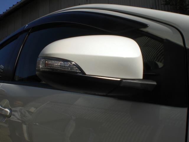 アクア G G’s 純正SDナビ GS専用エアロ 衝突安全ボディー ハーフレザーシート プッシュスタート 車内足元ブルーライト 社外センター出しWマフラー(27枚目)