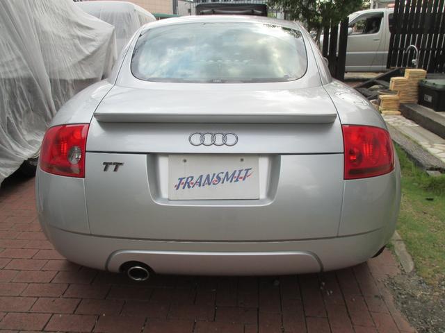 TTクーペ 1.8T 6速ティプトロニック  ハーフレザーシート  ヘッドライト交換済み  液晶ドット欠けなし  禁煙車(3枚目)