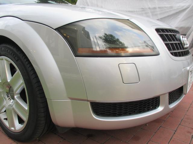 TTクーペ 1.8T 6速ティプトロニック  ハーフレザーシート  ヘッドライト交換済み  液晶ドット欠けなし  禁煙車(25枚目)