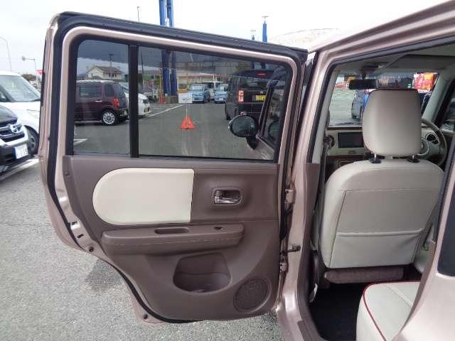 X 1年保証付 ワンオーナー 禁煙車 社外SDフルセグナビ DVD再生 Bluetooth Bカメラ レザーシート AUTOエアコン電動格納ミラー HID 走行59000Km(28枚目)