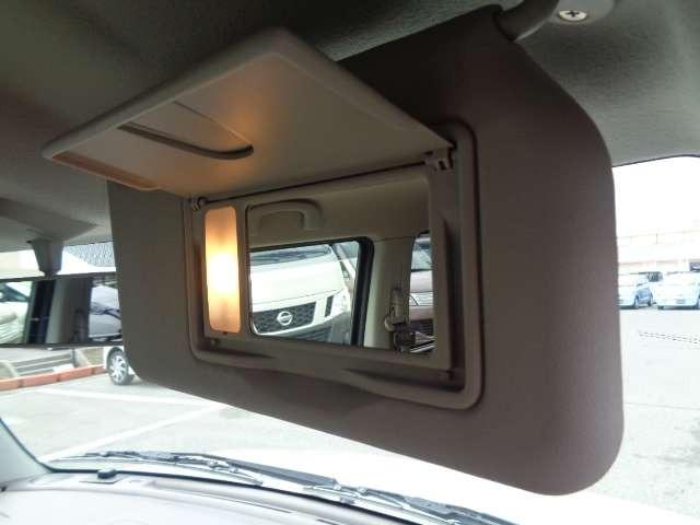 X 1年保証付 ワンオーナー 禁煙車 社外SDフルセグナビ DVD再生 Bluetooth Bカメラ レザーシート AUTOエアコン電動格納ミラー HID 走行59000Km(39枚目)