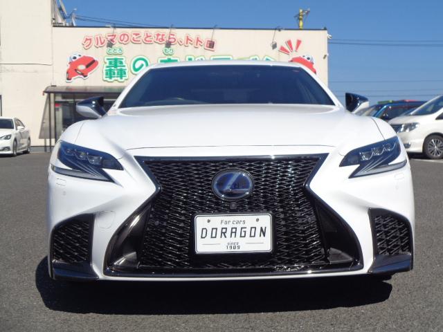ＬＳ ＬＳ５００ｈ　Ｆスポーツ　純正フルセグナビ　ＢＴ　ＤＶＤ　全方位カメラ　黒革メモリーツキパワーシート　デジタルインナーミラー　ＬＥＤオートヘッドパワーバックドア　ＥＴＣ２．０　シートヒーター　電動リアシェード　カードキー（3枚目）