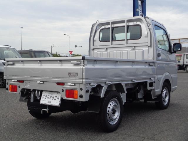 キャリイトラック ＫＣエアコン・パワステ　４ＷＤ　ＡＴ　パーキングソナー　キーレス　純正オーディオ　エアコン　パワーウィンドウ　オートライト　横滑り防止（8枚目）