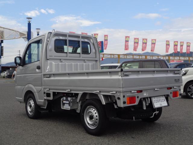 キャリイトラック ＫＣエアコン・パワステ　４ＷＤ　ＡＴ　パーキングソナー　キーレス　純正オーディオ　エアコン　パワーウィンドウ　オートライト　横滑り防止（11枚目）